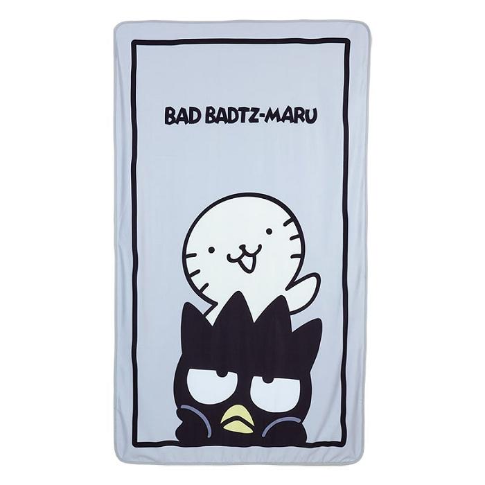 Hello Kitty Badtz-maru Cool and Comfy Throw Blanket Negras | CL_HK11350