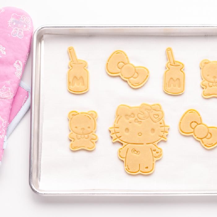 Hello Kitty Hello Kitty 50th Anniversary Cookie Stamp and Frosting Set Rosas | CL_HK58383