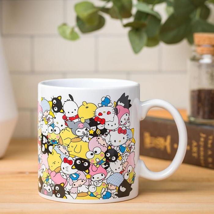 Hello Kitty Hello Kitty and Friends Ceramic Mug (Bunch Hug) Multicolor | CL_HK46641