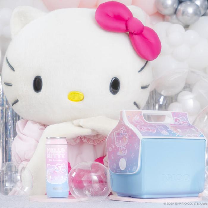 Hello Kitty Hello Kitty x Igloo 50th Anniversary Little Playmate 7 Qt Cooler Azules | CL_HK47939