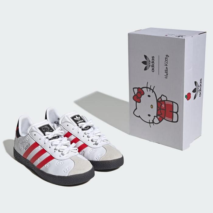 Hello Kitty Hello Kitty x adidas Gazelle Sneaker (Youth) Rojas Negras | CL_HK11609